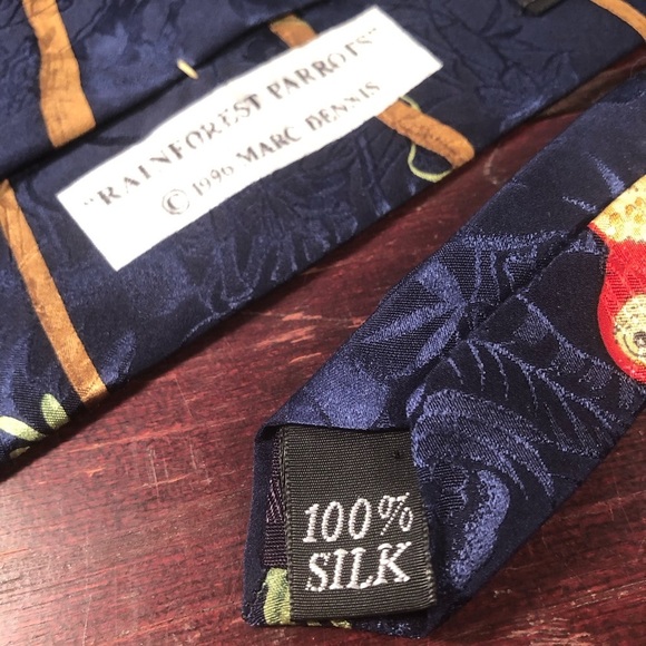 Vintage 100% Silk Rain Forest Parrots Tie by Marc Dennis Endangered Species - Picture 5 of 5
